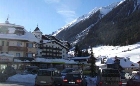 Ischgl ski resort bans off-slope ski boots after 8pm