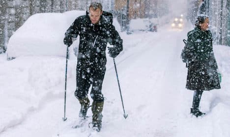 Northern Swedes relax while Stockholm drowns in snow