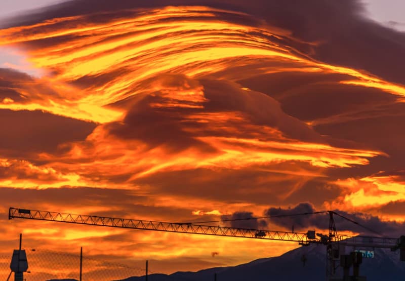 IN PICTURES: South-western France treated to spectacular sunset