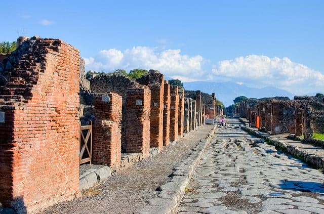 Pompeii protest march banned by Naples police