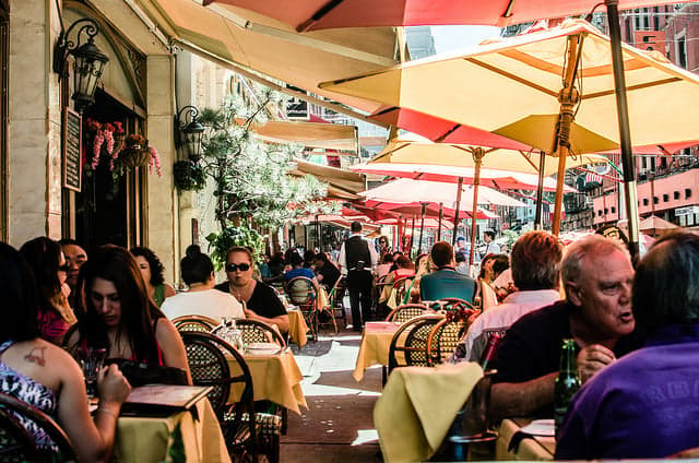 At least 5,000 restaurants in Italy are thought to be mafia-run