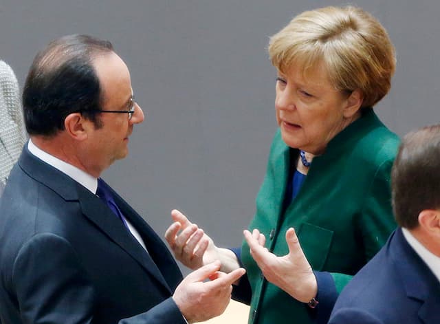 Merkel, Hollande voice support for US strike against Assad