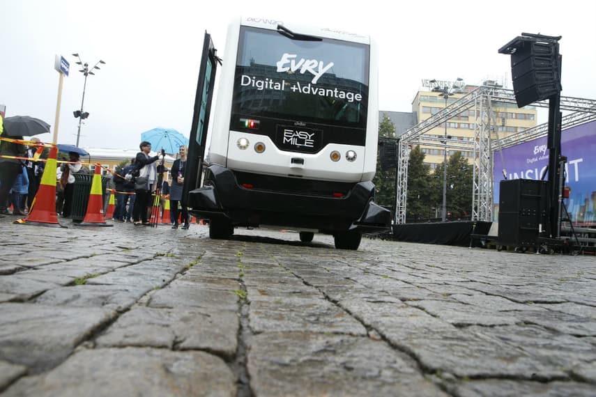 Driverless Norwegian public transport can create jobs: minister