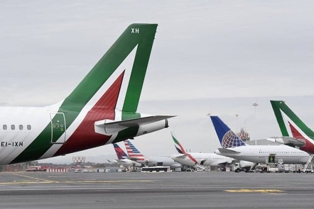 Alitalia asks to be put into administration
