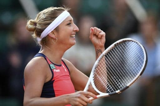 Swiss Bacsinszky gives herself birthday treat by reaching French Open semifinal
