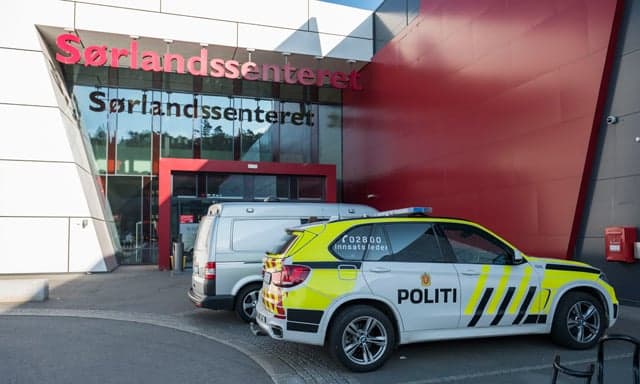 Two injured in Norwegian shopping centre stabbing