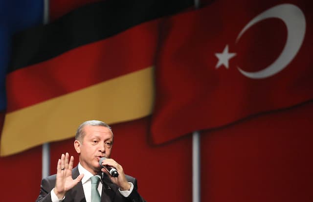 Turkey slams 'arrogant' German reaction to Erdogan poll call