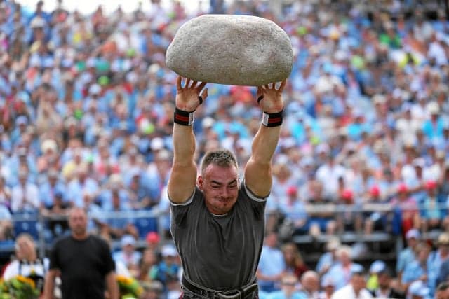 IN PICS: Swiss wrestling and stone throwing at Unspunnen