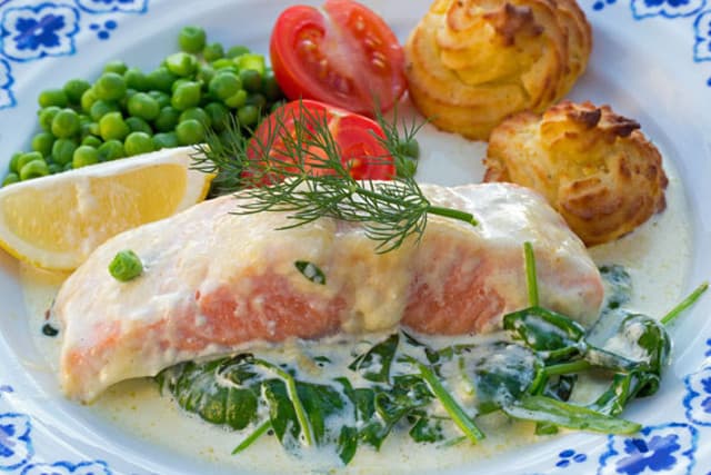 Recipe: Salmon with Swedish cheese
