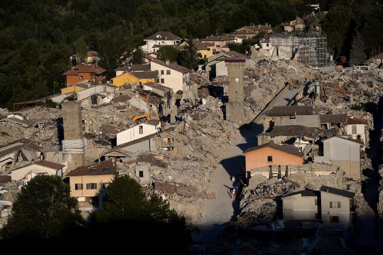 Central Italian towns remember victims one year after deadly earthquake