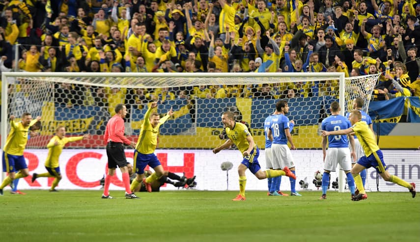 Sweden claim advantage with World Cup play-off first leg victory over Italy