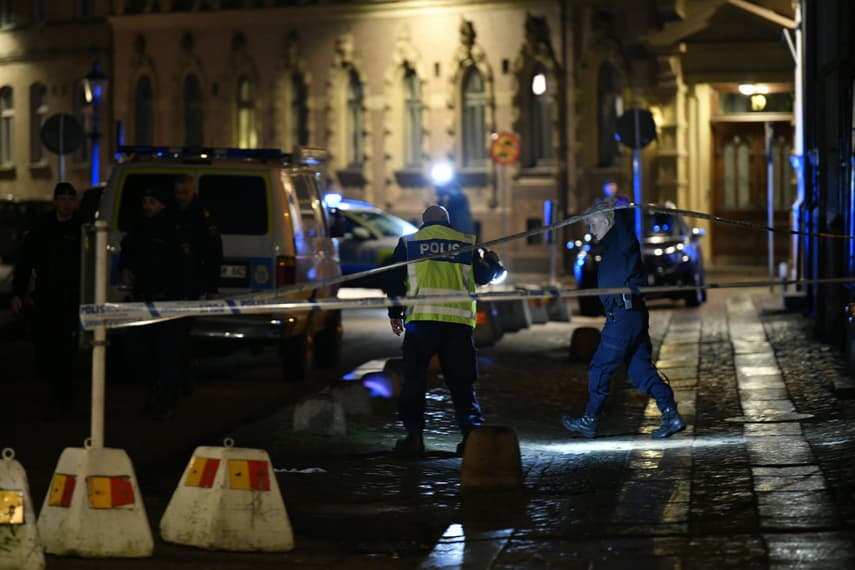 Three arrested for Molotov cocktail attack on Gothenburg synagogue