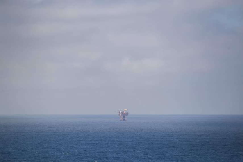 Firms show lukewarm interest in Norway's new Arctic oil blocks