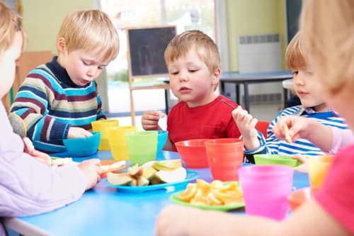 Study: shortage of daycare still a problem in Switzerland