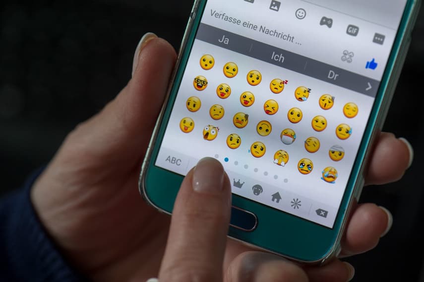 The wink face emoji - are Germans flirting with you or not?