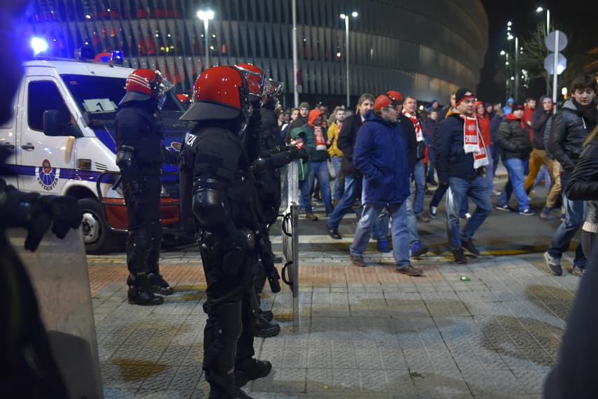 Zidane, Valverde condemn violence after policeman killed in Bilbao trouble
