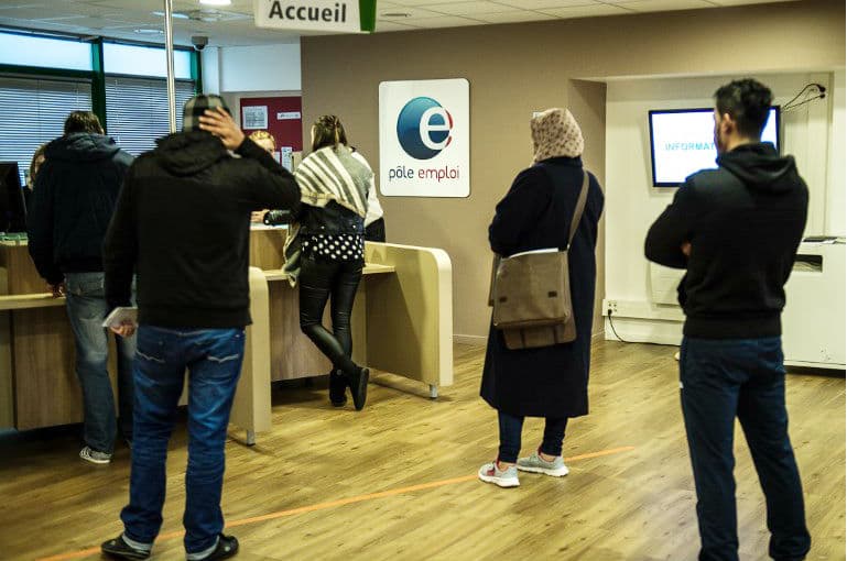France rolls out new measures to get tough on jobseekers