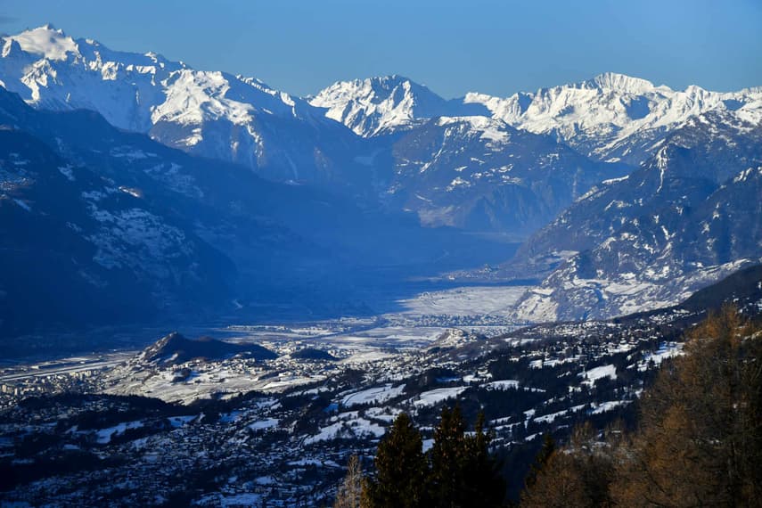 Three Spaniards die in Swiss avalanche