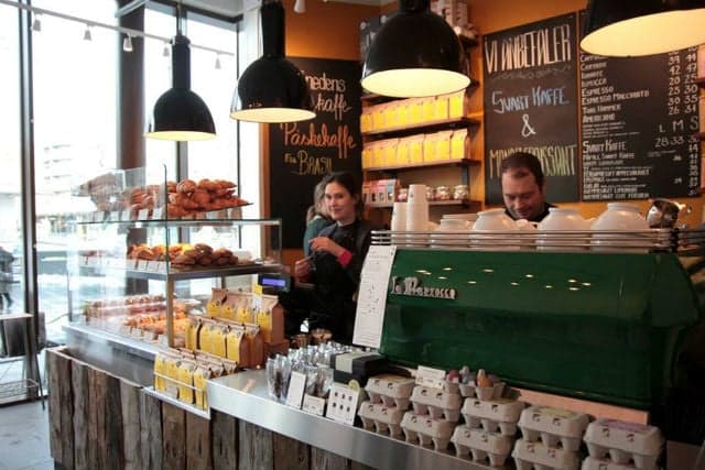 Norway youth now 'too lazy' to take Swedes' café jobs: lobby group