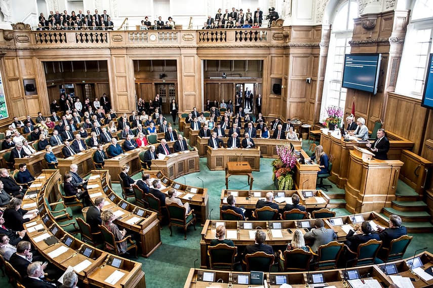 Danish circumcision ban to go to parliament