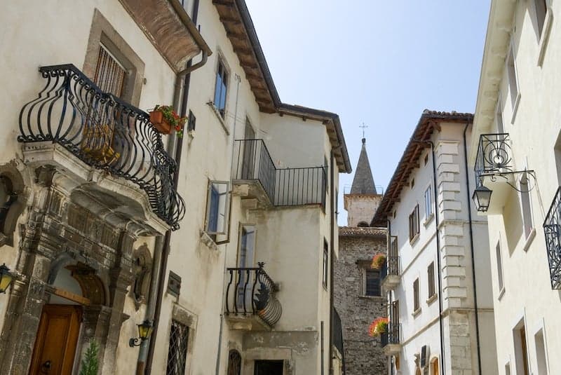 Weekend Wanderlust: Pescocostanzo, Abruzzo's 'City of Art'