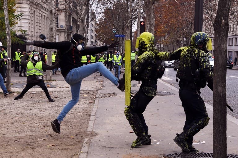 Eiffel Tower to close amid fears of more protests, violence