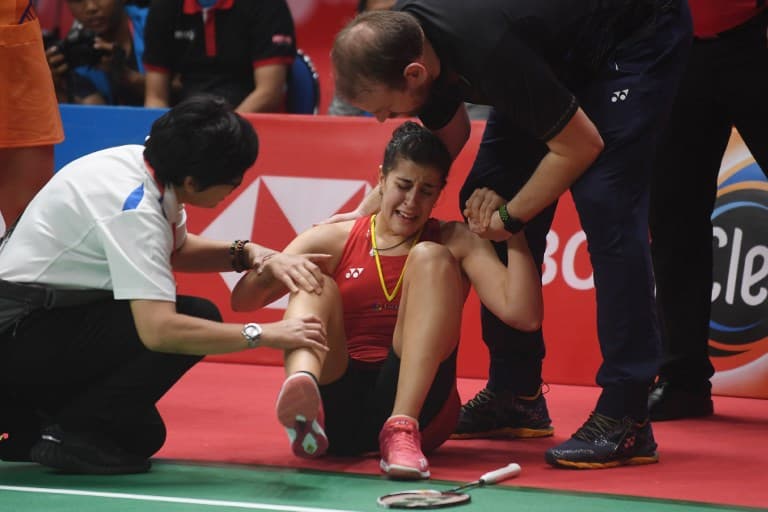 Spanish badminton champ Carolina Marin ruptures knee ligament