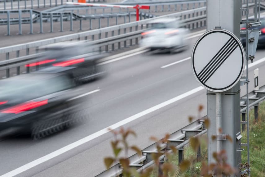 Fact check: Will a speed limit on Germany's Autobahn be beneficial?