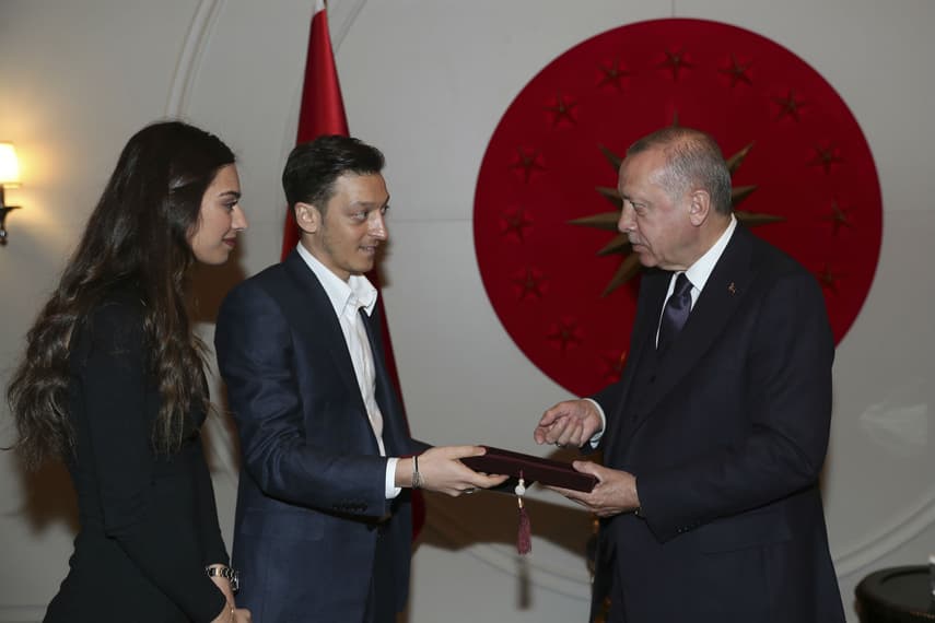 Update: Özil criticized for reportedly inviting Erdogan to his wedding