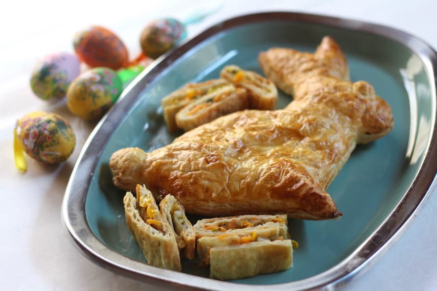 Recipe: How to make German Easter bunny strudels