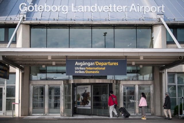 Children of dead Gothenburg-born Isis member back home in Sweden