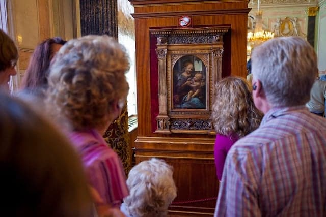 Leonardo Da Vinci's Benois Madonna to make rare return to Italy