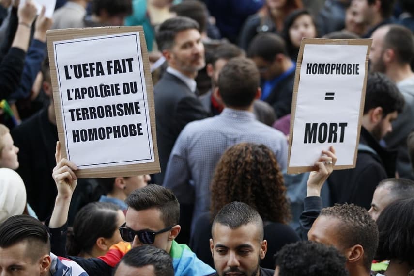 EU complaint lodged against French sex ban for gay blood donors