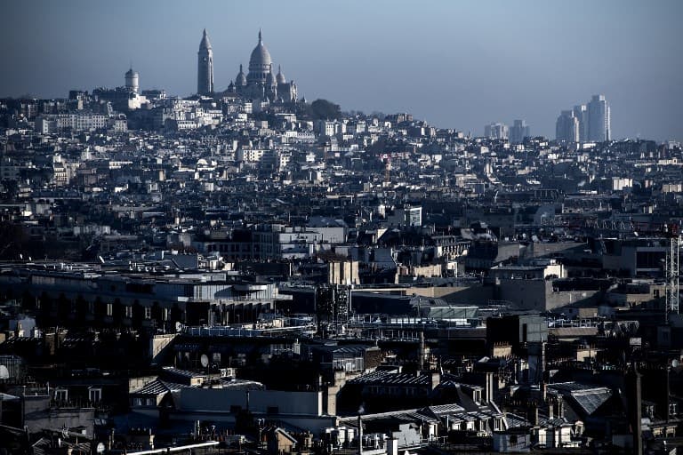 Soaring Paris property prices widen gap between rich and poor