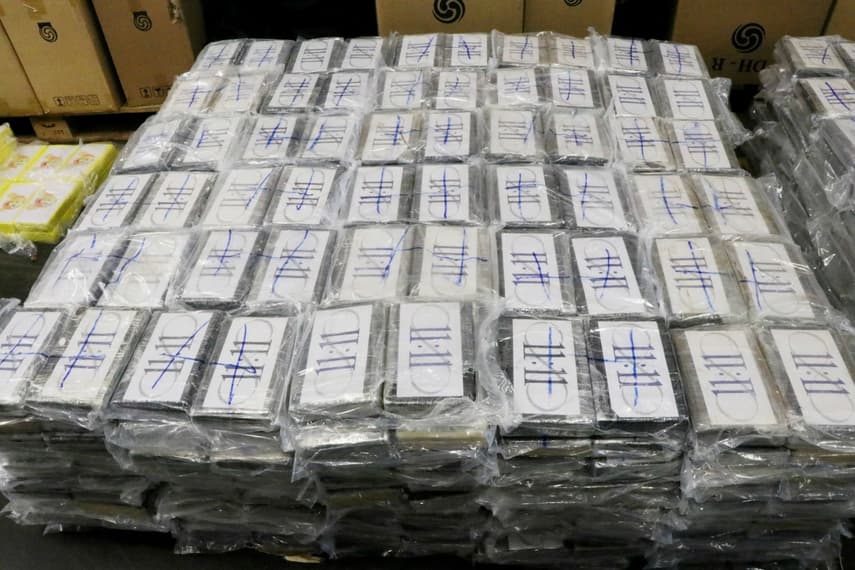 Record 4.5 tonnes of cocaine worth €1 billion seized in Hamburg