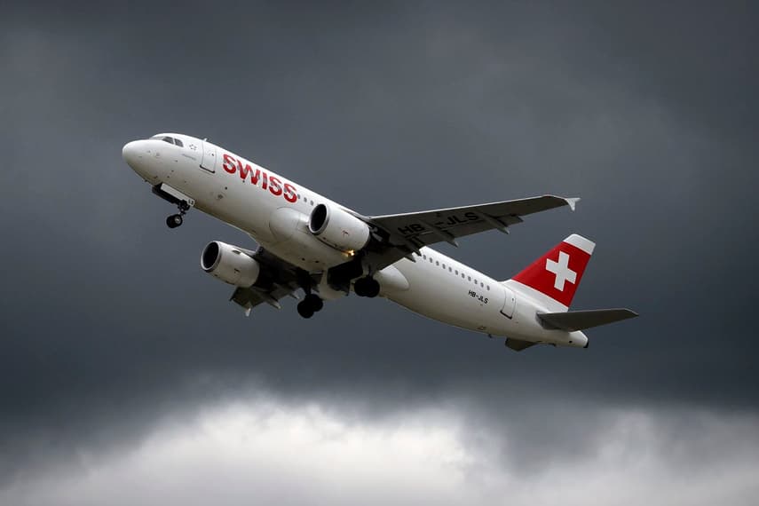 Petrol, flight prices set to increase under Swiss environmental proposal