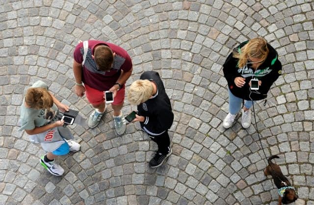 Tell us: What's the best mobile phone provider for foreigners in Sweden?