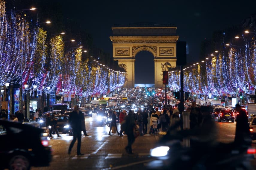 When do the 2019 Christmas holidays begin in France?