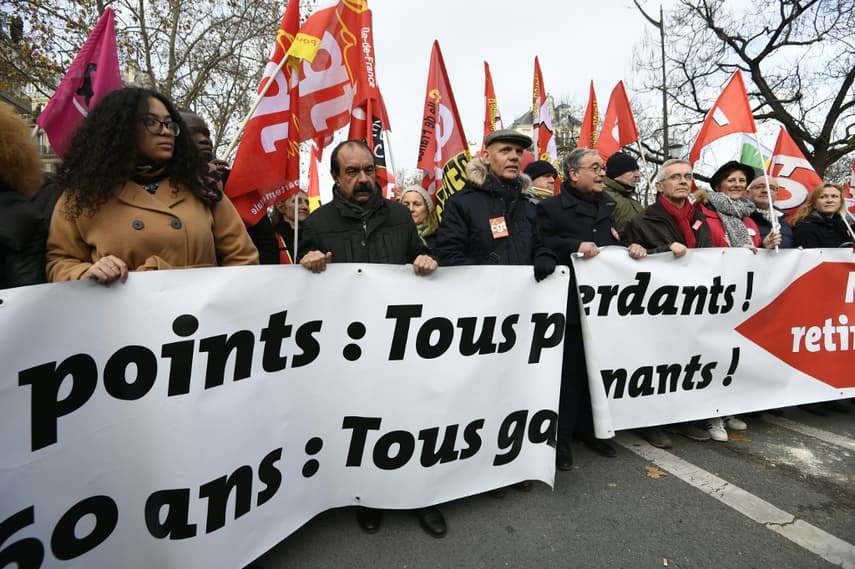 France strikes: No let-up in longest strikes since 1980s