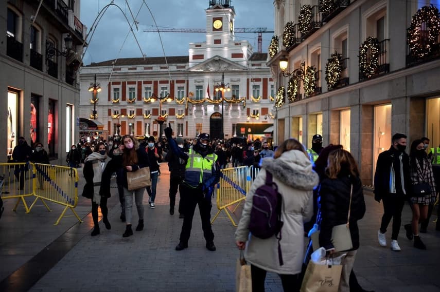 Spain's PM mulls tighter Christmas restrictions amid 'worrying' rise in virus infections