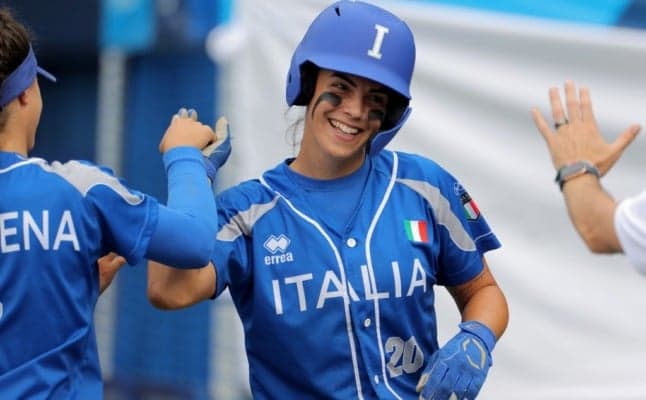 Why do Italian athletes wear blue?