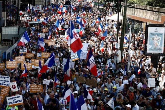 Turnout, aims and support: 5 things to know about France's anti-health passport protests