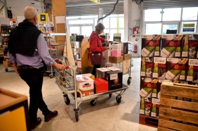VAT refunds and English-speaking staff: How Calais wine warehouses plan to lure back Brits