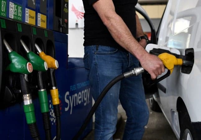 Have French fuel prices really reached €2 per litre?
