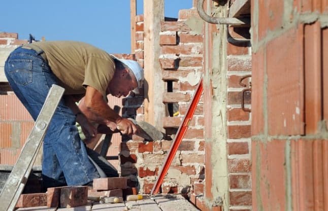 French building boom leads to shortage of builders for property renovation projects
