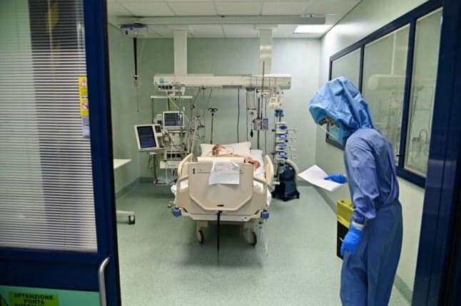 Italy records sharp increase in Covid patients in intensive care