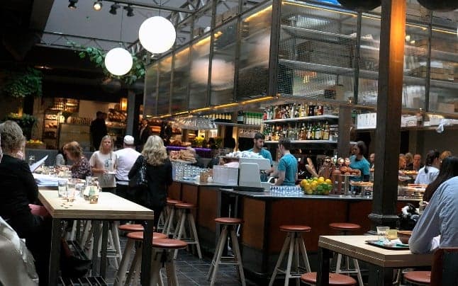 Swedish opposition calls for vaccine passes for restaurants