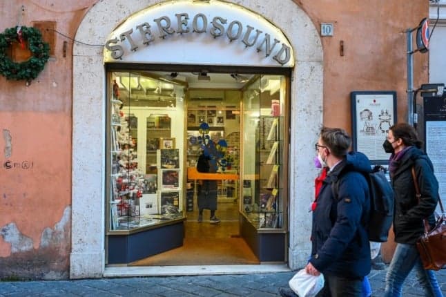 Italy set to make Covid green pass mandatory for entry to 'non-essential' shops