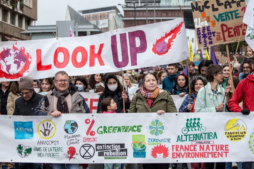 IN PICTURES: Tens of thousands march for the climate in France