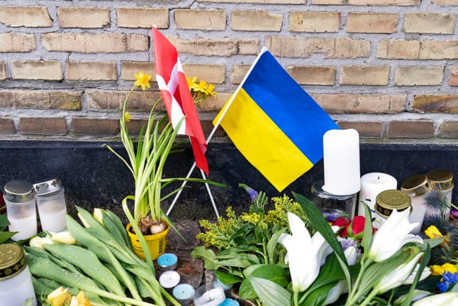 How can people in Denmark help Ukraine?